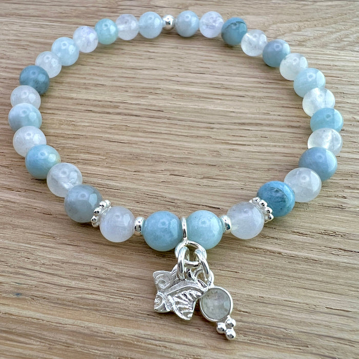 Edelsteinarmband Aquamarin & Mondstein - mit handgemachtem Silberanhänger