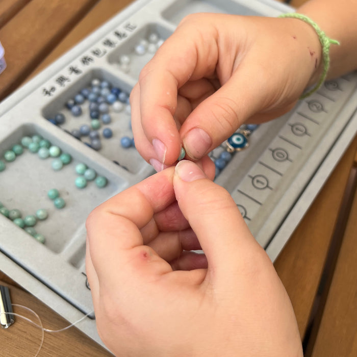 Kinderkurs: Kreativer Schmuck-Workshop für Kids; Ferienworkshop