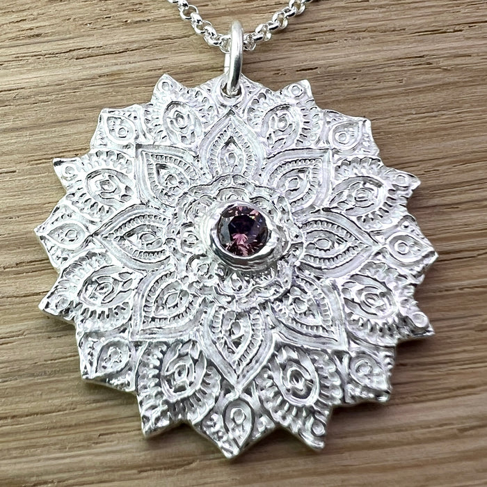 Silberanhänger - Mandala mit Zirkonia altrosa