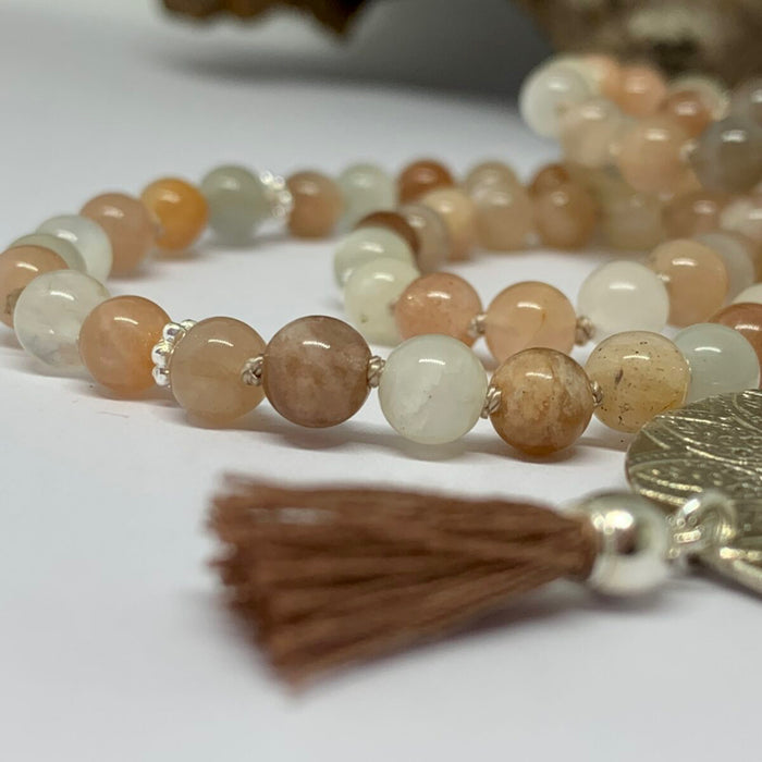 Kurs: Mala Kette knüpfen und Silberanhänger herstellen